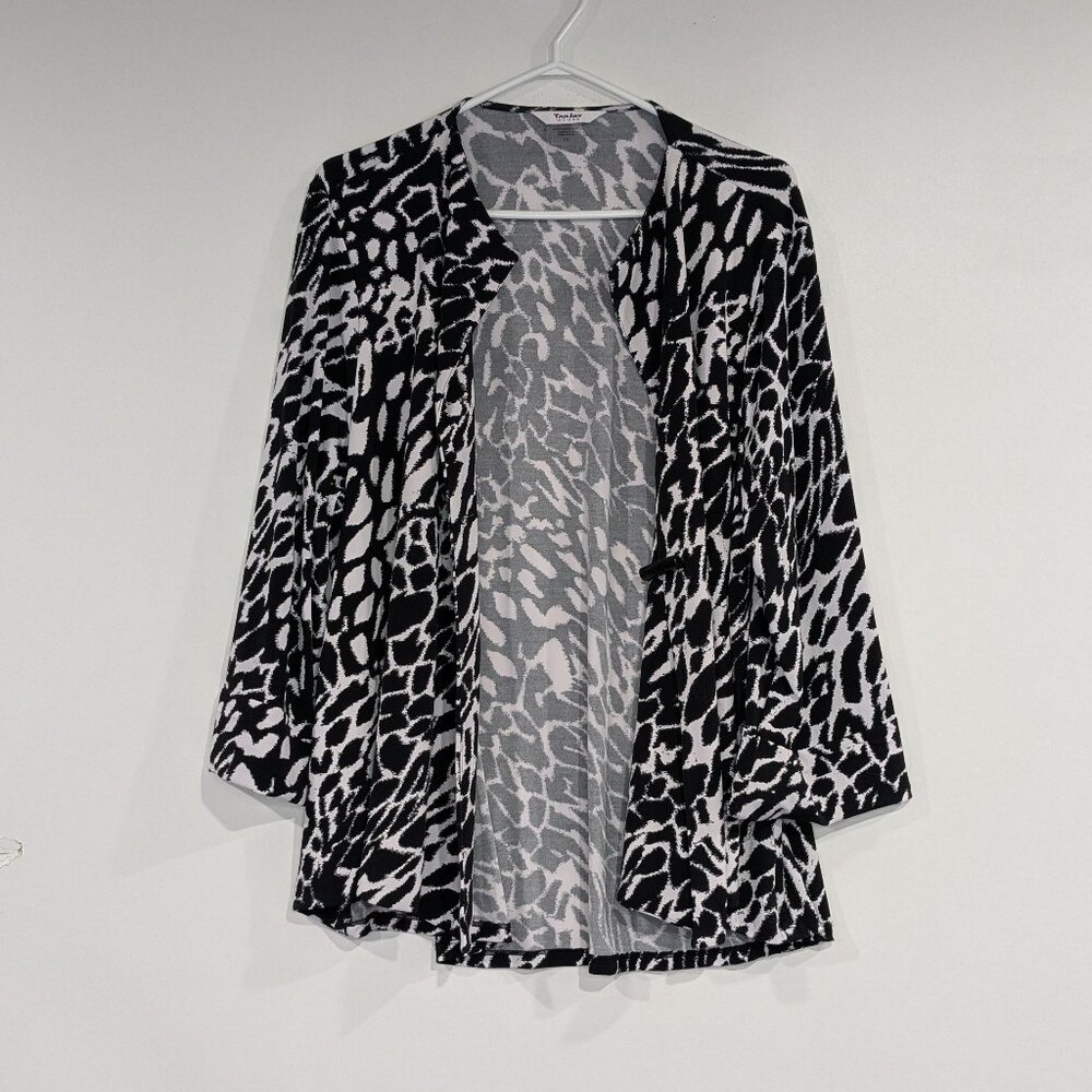 *3/$10* TanJay Animal Print Caridgan Blazer Black White Size 1X